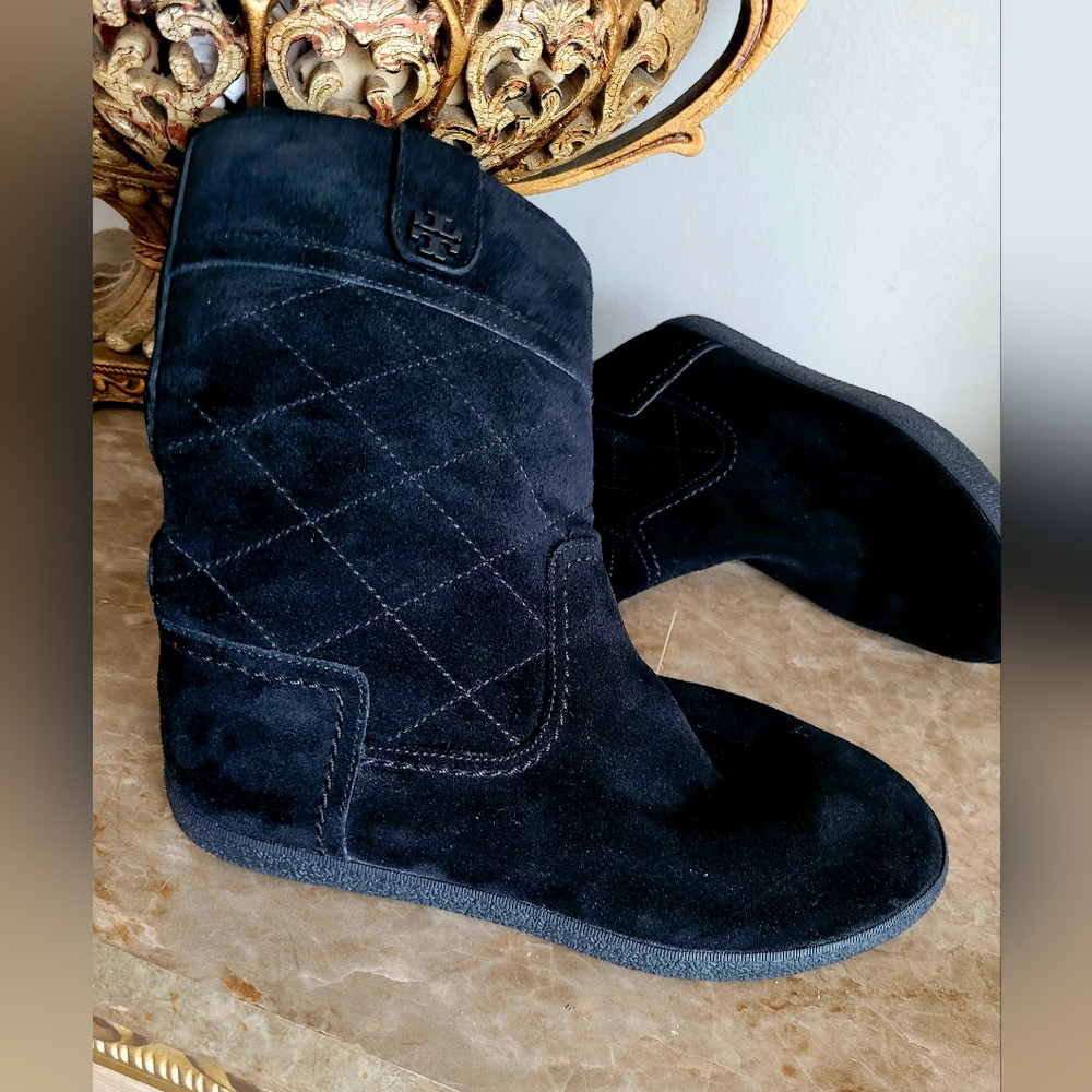 $325 Tory Burch Alana Genuine Suede Shearling Boots Split Pull On Black US6 - Picture 3 of 16